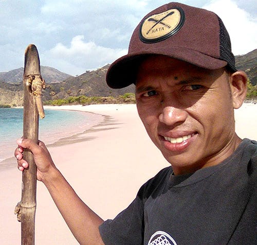 Ferdinand Ontu, Komodo Tour Planner in Labuan Bajo